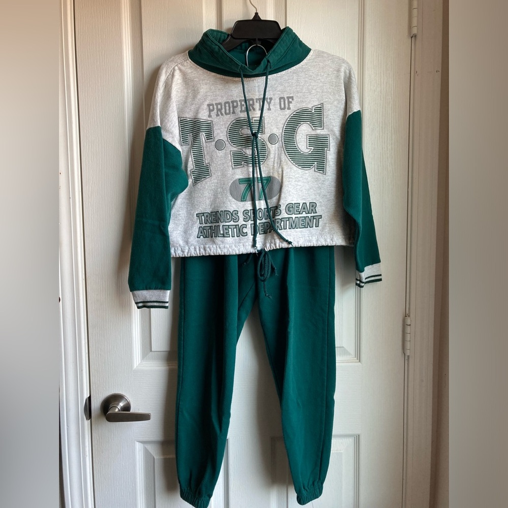 Vintage Green and Grey Sweats Set